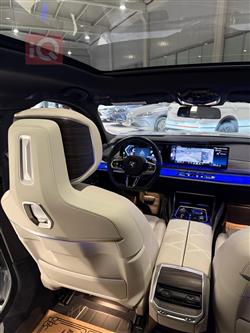 بي ام دبليو الفئة 7